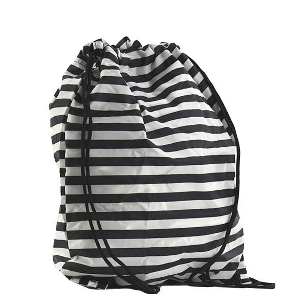 マリメッコ marimekko ナップサック バックパック 折りたたみ 047335 190 WIIRA SMART SACK TASARAITA ボーダー ブラック+ホワイト