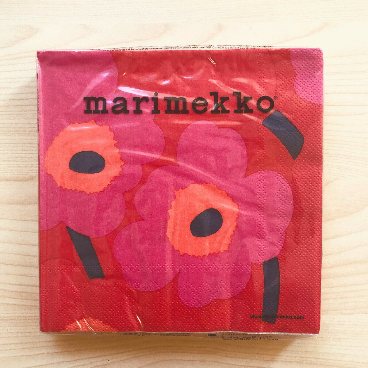マリメッコ marimekko ペーパーナプキン 紙ナプキン ランチサイズ 20枚 552655 UNIKKO ウニッコ pink レッド+ピンク
