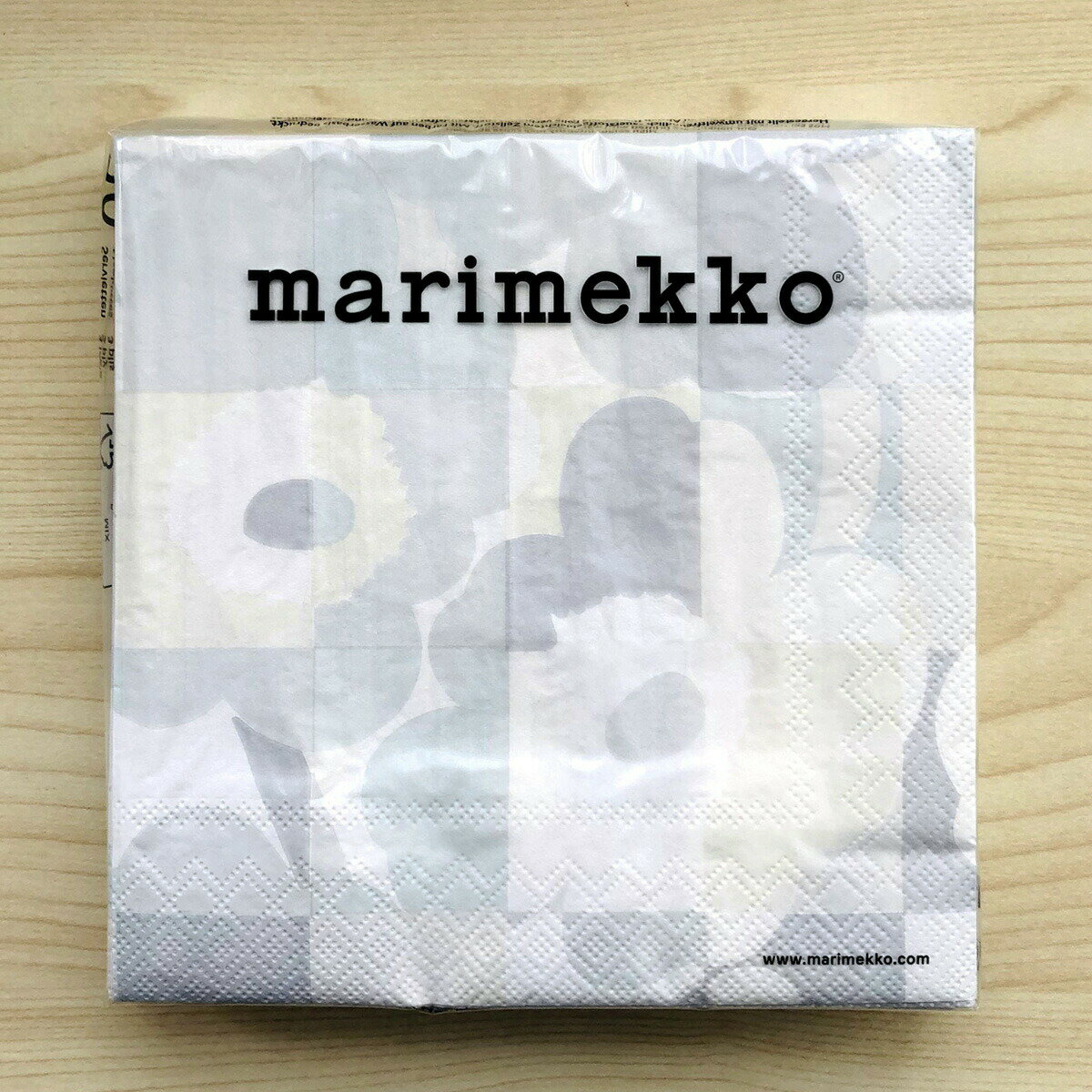 マリメッコ marimekko ペーパーナプキン 紙ナプキン ランチサイズ 20枚 589046 MINI RUUTU UNIKKO ミニ ルートゥ ウニッコ light grey ホワイト+ライトグレー系