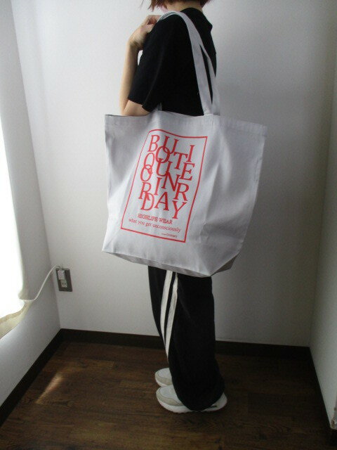 ブティックオーディナリー　Boutique Ordinary　Ordinary Typography BAG　BO24-737A　フリー　グレー