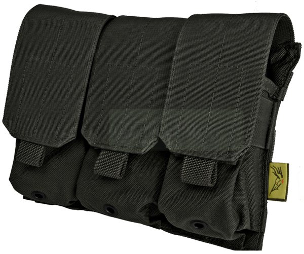 M4・M16用マガジンを各ポーチに同時2本、計6本携行可能なトリプルマグポーチ。 ゴム引きバンドを装備しているのでフラップを開けた状態でも マガジンが脱落しにくいデザインです。 MOLLEシステム採用でMOLLEベストや対応パネルへ装着可能。 サイズ：260mm X 170mm ※写真のマガジンは付属しません。 FLYYE社製品 1000D コーデュラ ナイロンを使用 上質の使用感・安定の耐久性をパフォーマンスします。　