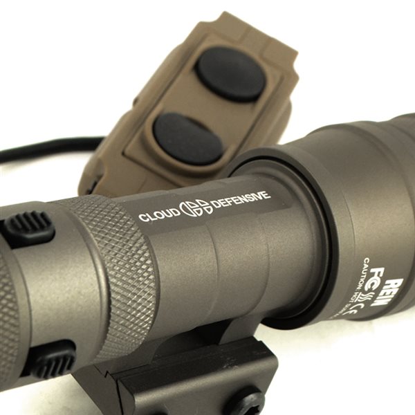SAMURAIのSOTAC Cloud Defensive REIN MICRO タイプ LED フラッシュライト デザートカラー｜アングル3