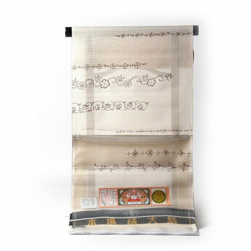 夏大島【送料無料】【フルオーダー手縫い単衣お仕立て付き♪】夏物　本場大島紬（縞大島）　寿紬工房　染め模様　クリームベージュ色／手描き風の唐草文様【夏紬/盛夏/街着/お食事/観劇/パーティ】【138,000円→98,000円】のサムネイル