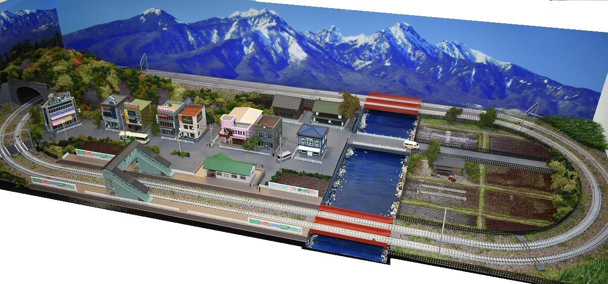 「送料無料」鉄道模型ジオラマレイアウトNゲージ用　複線[150cm×65cm]田園のある町●注文製作 ...