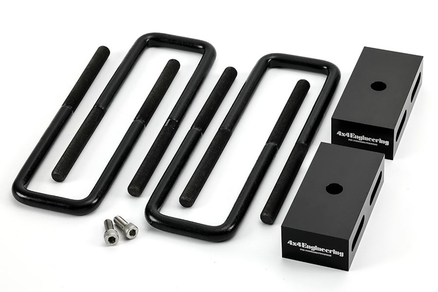 4x4 Engineering リアブロック ハイラックス(GUN125) H29.9- / CS-056