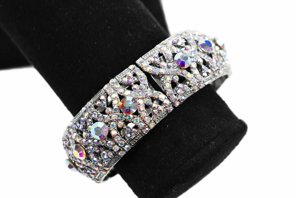 バングル ブレスレット レディース キラキラ 華やか クリスタル 使用 女性 婦人 x1x