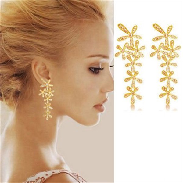 【ポイント10倍★送料無料】 ピアス キラキラ ビジュー ゆらゆら 桜 パーツ キャッチ スタンド レディース 人気 女性 シルバー ジュエリー アクセサリー ...