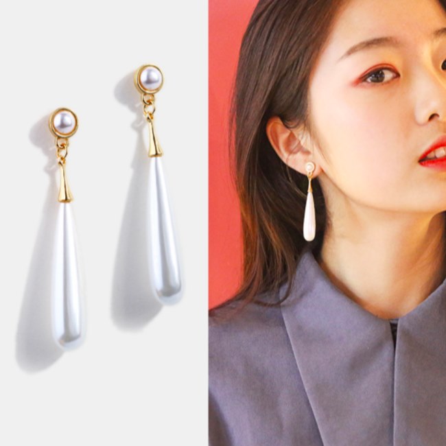 【ポイント10倍★送料無料】 イヤーカフ 人気 シンプル レディース イヤリング 大ぶり パーツ ノンホールピアス フェイクピアス イヤーフック イヤークリップ イヤーカフス フープ イヤカフ パール スティック ロング ゴールド タッセル 両耳 痛くない ビジュー ジュエリーのサムネイル