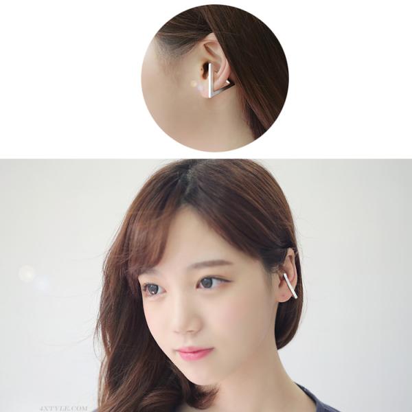 【ポイント10倍★送料無料】 イヤーカフ トライアングル 三角形 人気 シンプル レディース メンズ イヤリング ノンホールピアス フェイクピアス イヤーカフス...