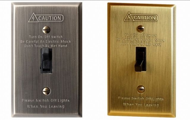 最安値挑戦中★アメリカンスイッチプレートセット　1口　アンティークブロンズ　古銀色♪　シルバー　レトロ　オシャレ　カントリー　昭和モダン洋風　切り替え　インダストリアル　雑貨通販階段廊下に　可愛い【RCP】のサムネイル