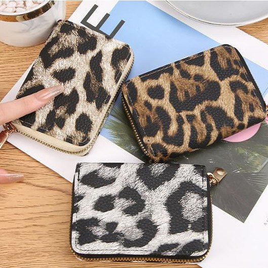 レオパード財布 COACH（コーチ） ヒョウ柄 COACH CBT25 ミディアム コーナー ジップ