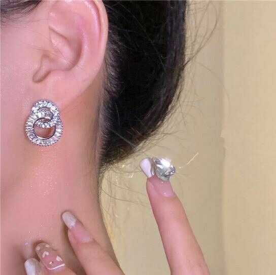 Coral - キュービックジルコニア ピアス リング リングピアス レディース かわいい 大人 フープピアス 可愛い 大人ピアス ゴージャス pscc002