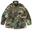 商品詳細 91年 U.S.NAVY【COAT,COLD WEATHER:FIELD,CAMOUFLAGE PATTERN】です。GOLDEN MFG.CO.,INC.製胸にパッチ付き、左胸ポケットにSEABEESの刺繍あり、フロントや襟裏は...