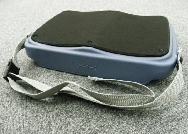 車椅子用 お盆 ベルト付 ハートレー | 買い物かご ショッピングバスケット バスケット レジカゴ スーパーカゴ プラスチック スーパー かご 買い物カゴ トレイ トレー お盆 車椅子 車イス 車いす カゴ レジかご 食事 ランチトレー 便利グッズ 盆 おぼん