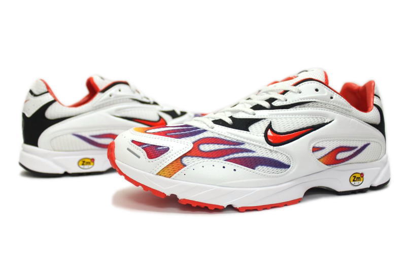 【送料無料】NIKE　ZOOM STREAK SPECTRUM PLUS / SUPREME　WHITE　AQ1279-100　ナイキ ズーム ストリーク スペクトラム プラス シュプリーム 白【未使用品】【中古】