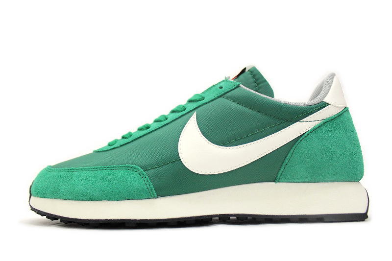 【送料無料】NIKE AIR TAILWIND　緑　487754-301 ナイキ エア テイルウインド【未使用品】【中古】