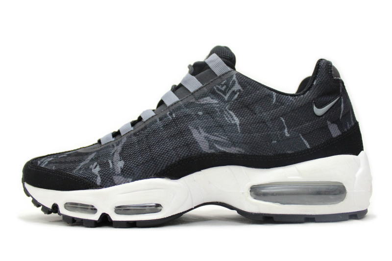 NIKE AIR MAX 95 PRM TAPE ブラックカモ 599425-010 ナイキ エア マックス 95 プレミアム テープ 迷彩 黒