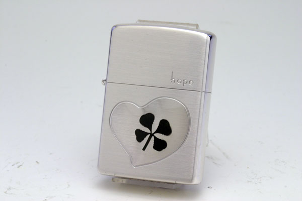【送料無料】ZIPPO[ジッポー]四つ葉 本物のクローバー 銀サテーナ hope 希望【楽ギフ_包装】