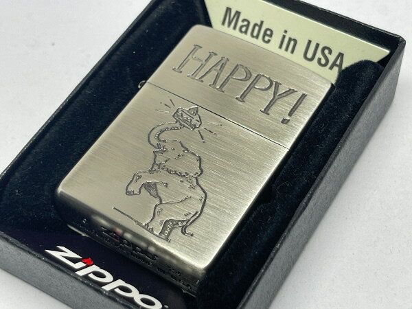 ギフト対応 商品説明 ★ゾウは幸せを運ぶと言われているんだって！ 　あなたの毎日がどうか幸せでありますように！ 主な特長 ●ZIPPOレギュラーサイズベース ●ニッケルメッキ古美仕上げ、エッチング ●底面の刻印は異なる場合がございます。 ●...