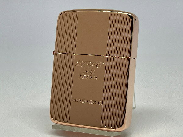ギフト対応 主な特長 ●ZIPPO1941レプリカベース ●銅ミラー ●両面エッチング ●底面の刻印は異なる場合がございます。 ●保証書・箱。 備考