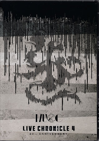 【ストーリー】20周年記念公演の映像盤。日本武道館公演「MUCC　20TH-21ST　ANNIVERSARY　飛翔への脈拍　〜そして伝説へ〜」と「MUCC　20TH　ANNIVERSARY　殺シノ調べ　This　is　NOT　Greatest　Tour」の中野サンプラザ公演映像を収録したDVD。[Disc1]『MUCC ライヴ クロニクル4 〜20TH ANNIVERSARY〜』／DVD 【収録内容】1) 朽木の塔2) 蘭鋳-original ver-3) 茫然自失-original ver-4) スイミン5) 娼婦6) 我、在ルベキ場所7) サル8) りんご9) 勿忘草10) 1979-original ver-11) 断絶12) 9月3日の刻印13) 666〜空虚な部屋14) 絶望15) 前へ16) 夕紅17) 家路18) 絶体絶命19) 大嫌い20) ズタズタ[Disc2]『MUCC ライヴ クロニクル4 〜20TH ANNIVERSARY〜』／DVD【収録内容】1) ジオラマ2) オルゴォル3) 名も無き夢-original ver-4) つばさ5) 脈拍[Disc3]『MUCC ライヴ クロニクル4 〜20TH ANNIVERSARY〜』／DVD【収録内容】1) 脈拍2) 塗りつぶすなら臙脂3) KILLEЯ4) 極彩5) ファズ-original ver-6) JOKER7) JAPANESE8) 空と糸9) G.G10) 秘密11) ピュアブラック12) メディアの銃声-original ver-13) 流星-original ver-14) 暁15) ニルヴァーナ16) 咆哮17) ENDER ENDER18) Mr.Liar-original ver-19) TONIGHT20) シャングリラ[Disc4]『MUCC ライヴ クロニクル4 〜20TH ANNIVERSARY〜』／DVD【収録内容】1) 優しい歌2) MAD YACK3) フライト4) 孵化5) ハイデ[Disc5]『MUCC ライヴ クロニクル4 〜20TH ANNIVERSARY〜』／DVD【収録内容】1) ICONOCLASM (BUCK-TICK COVER)2) リブラ3) ファズ-殺シノ調ベII ver.4) 謡声(ウタゴエ)-殺シノ調ベII ver.5) 儚くとも-殺シノ調ベII ver.6) ガーベラ7) 最終列車8) 1979-殺シノ調ベII ver.9) メディアの銃声-殺シノ調ベII ver.10) 暗闇に咲く花11) 雨のオーケストラ12) 流星-殺シノ調ベII ver.13) モノクロの景色-殺シノ調ベII ver.14) 家路15) 名も無き夢-殺シノ調ベII ver.16) Mr.Liar-殺シノ調ベII ver.17) ハイデ18) 茫然自失-殺シノ調ベII ver.19) 絶体絶命20) 蘭鋳-殺シノ調ベII ver.21) 大嫌い feat. Killer's Orchestra 【特典内容】タイトルMUCC ライヴ クロニクル4 〜20TH ANNIVERSARY〜監督出演者MUCC受賞・その他発売日2021年12月24日発売元・レーベル朱仕様メディア形態DVDリージョンコード言語字幕収録時間111分／47分／110分／55分／146分JANコード4538539014800製品コードMSHN-136