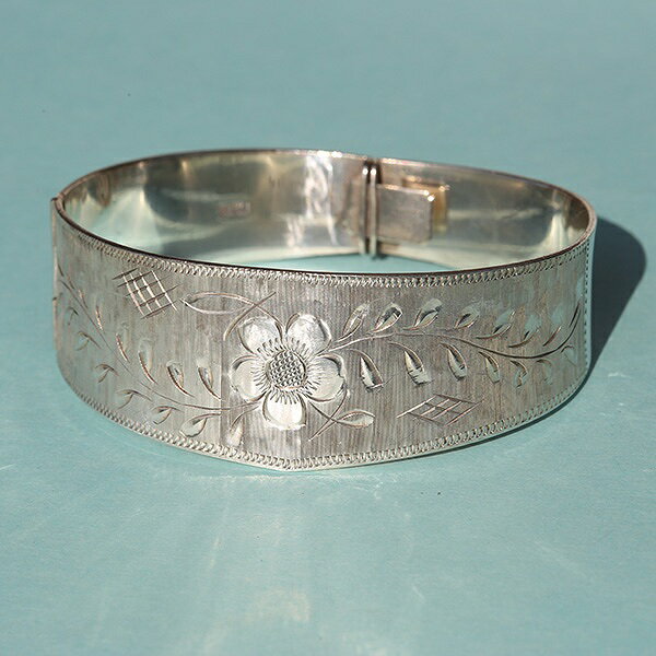 VINTAGE 英国 1960s S&E ハンドエングレーヴィング シルバー バングル me01 br03