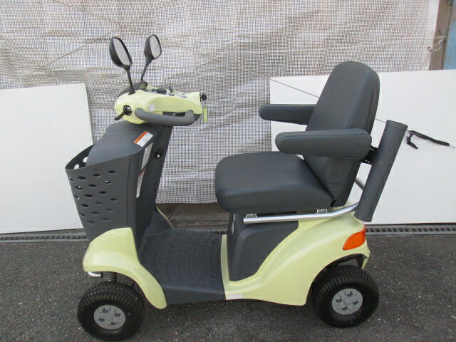 スズキ セニアカー 電動車いす ET4DA ペールイエロー(0216AI)7CY-13【中古】【RCP】
