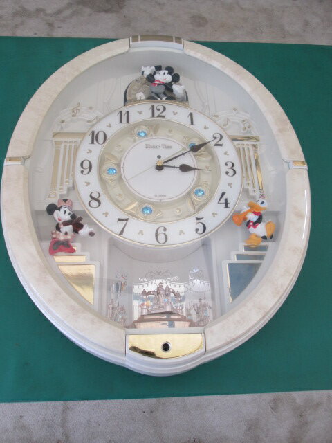 未使用 SEIKO Disney ミッキー&フレンズ 壁掛からくり電波時計 FW580W メロディ付(0602DI)7AT-1S【RCP】 [2]