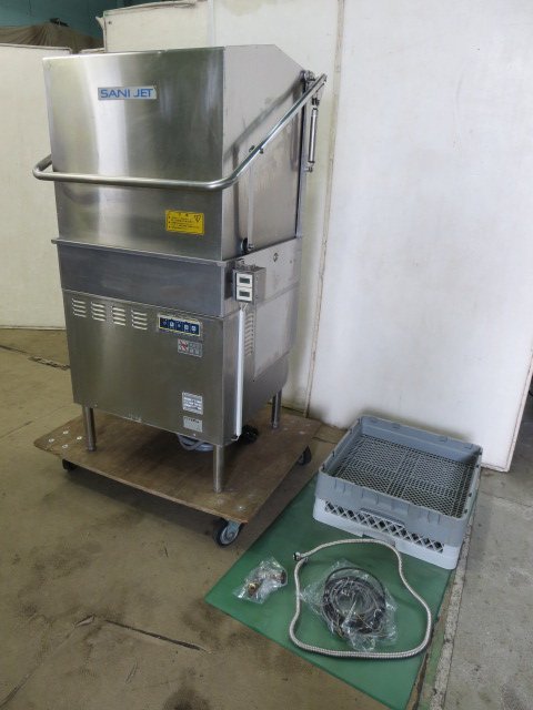 ※サニジェット 自動食器洗浄機 SD82EA-RH 50Hz専用 3相200V(0418BI)7CY-14【中古】【RCP】