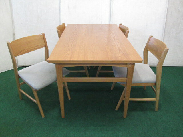 UNICO/ウニコ シグネ ダイニングテーブル5点セット 個人様営業所止(0116EH)7A8CC-43【中古】【RCP】のサムネイル