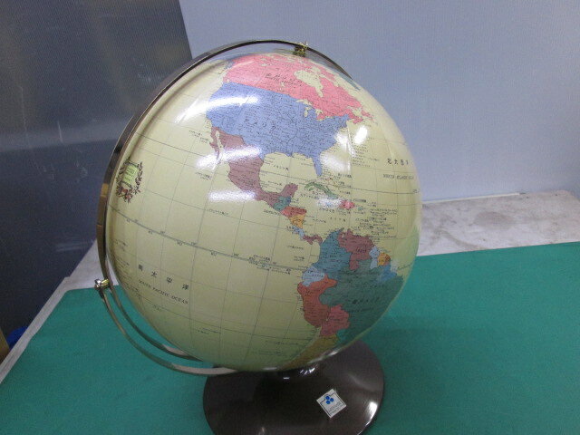 渡辺教具 卓上用地球儀 (行政 直径32cm) WJ型 ルーペ付(0925CI)7AT-1S【中古】【RCP】