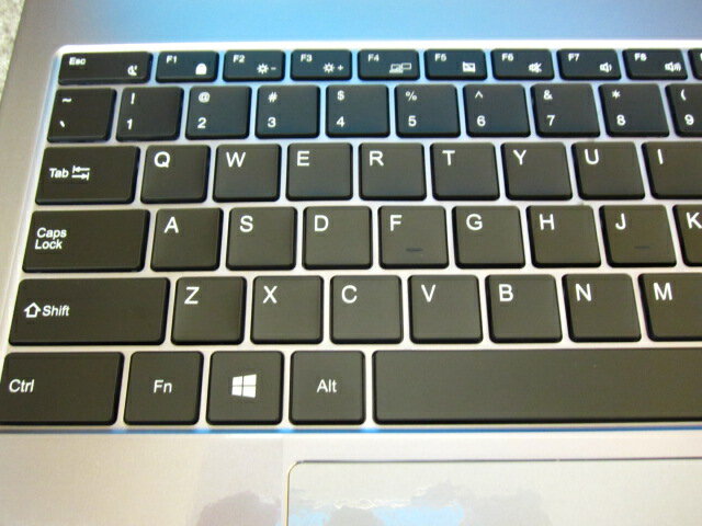 【中古】KUU Laitnin G3 Ryzen7 4800H 15.6型 Win10Pro 【状態良好】