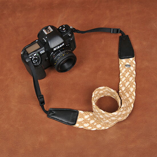 【P2倍！BF】【送料無料】cam-in カメラストラップ コットン ブラウン・ホワイト 編み込み CAM8615 ネ..