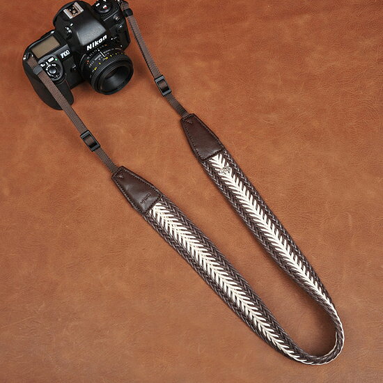 【P2倍！BF】【送料無料】cam-in カメラストラップ コットン コーヒー・ホワイト 編み込み CAM8696 ネ..