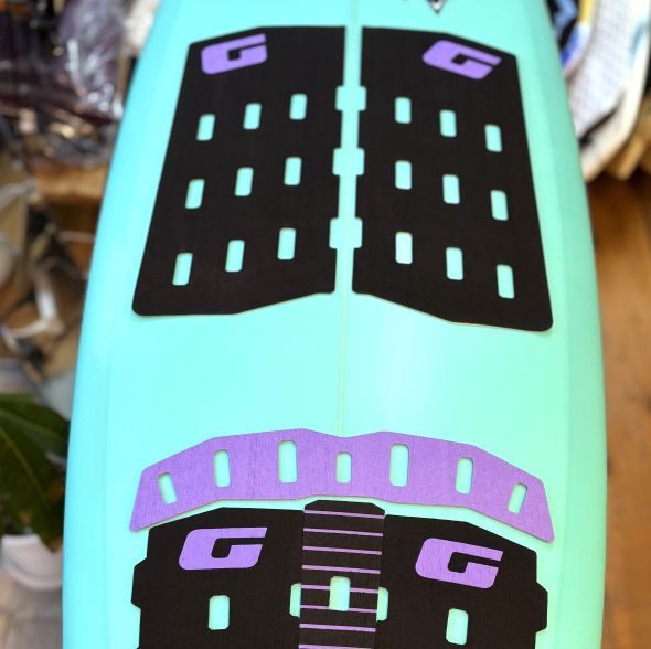 日本正規品 送料無料 GORILLA GRIP KICK MID DECK TRACTION ゴリラグリップ サーフィン デッキパッド キック ミッド デッキ FRONT HERITAGE フロント 3ピース 2