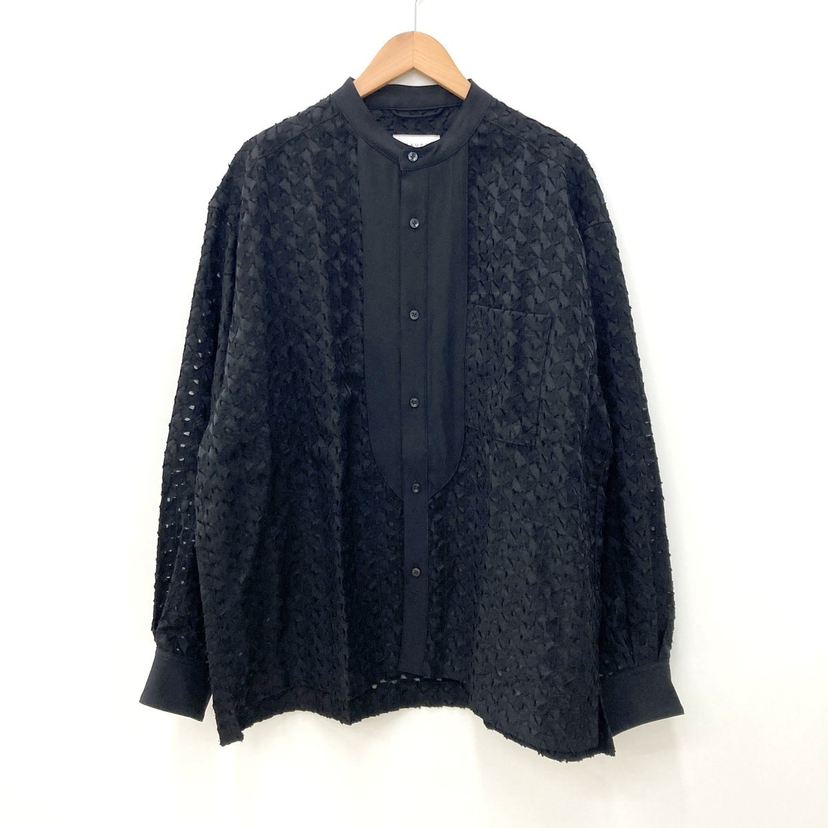 Rakuten - 【中古】 TAUPE トープ シャツ 長袖 ジオメトリックレースバンドカラーシャツ TPM25104004 サイズ02 Mサイズ相当 ブラック オーバーサイズ トップス ★ SS114