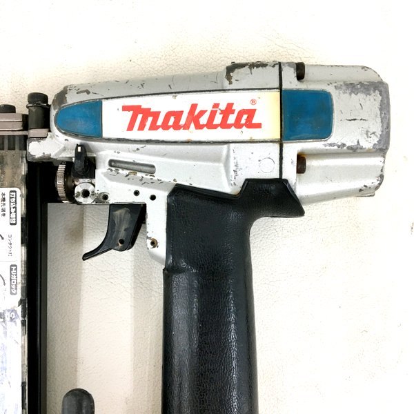 【中古】makita マキタ 仕上釘打 AF502N 本体のみ 50mm 常圧★DT1213