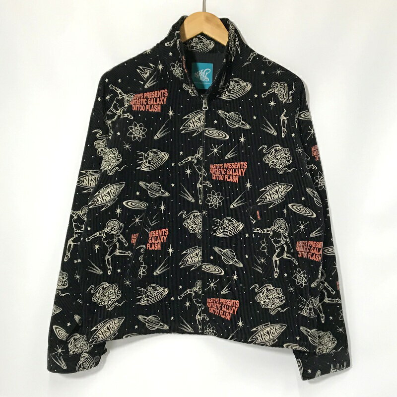 【中古】 NASTOYS × TATTOO STUDIO YAMADA コーデュロイサックコート 美品 コラボ GALAXY TATTOO FLASH ジャケット カジュアル メンズ Lサイズ ブラック ナストイズ アウター A12503◆