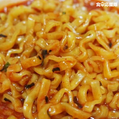 食卓応援隊 「汁有り」激辛 ブルダックタン麺 ブルダック湯 炒め湯麺 145g×40袋 1箱 プルタク サムヤン 三養 SAMYANG 画像2