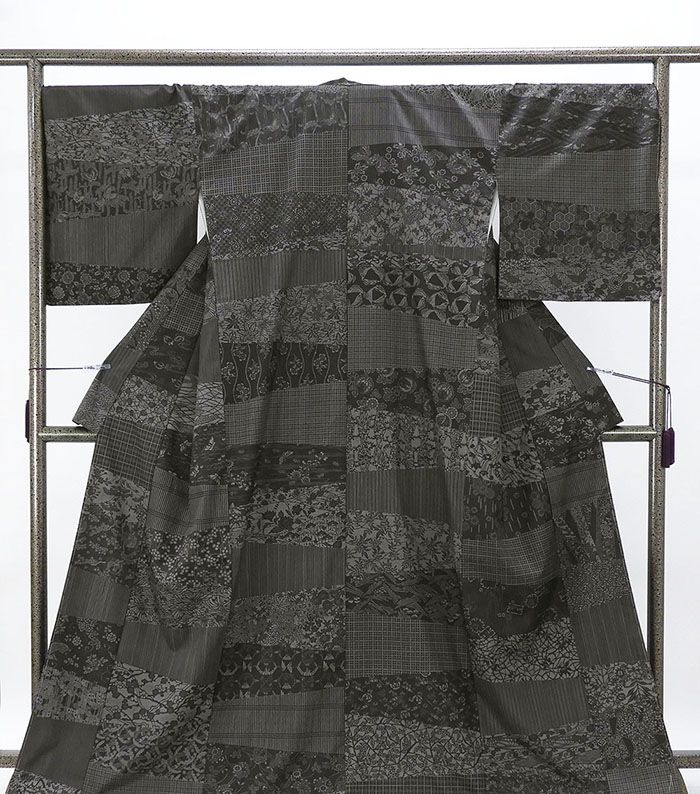 【ポイント10倍】紬 未使用 正絹 吉祥 四季花 蝶々 身丈165.5cm 裄丈71cm 未着用 美品 新古品 未使用品 着物 カジュアル 街着 d4105