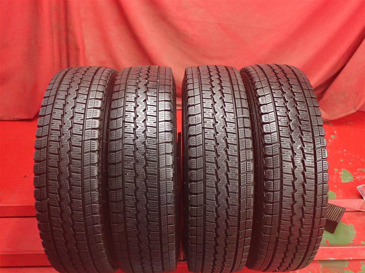 ダンロップ ウィンター MAXX SV-01 DUNLOP WINTER MAXX SV01 165R13 8PR AD AD エキスパート NV150 AD サクシード タウンエース バン パートナー プロボックス ライトエース バン ライトエース/タウンエース-バン