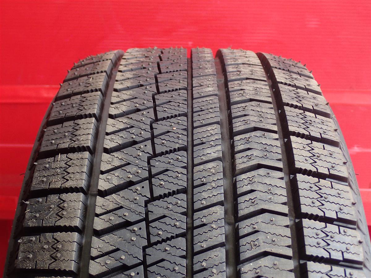 ブリヂストン ブリザック VRX2 BRIDGESTONE BLIZZAK VRX2 225/50R16 92Q 3シリーズ ti 3シリーズ クーペ 3シリーズ セダン 3シリーズ ツーリング 911 968 A4 C70 CLKクラス Cクラス ステーションワゴン Cクラス セダン NSX RX-7 S2000 S6 SLKクラス SVX Z3 Z4 ギャラン クラ