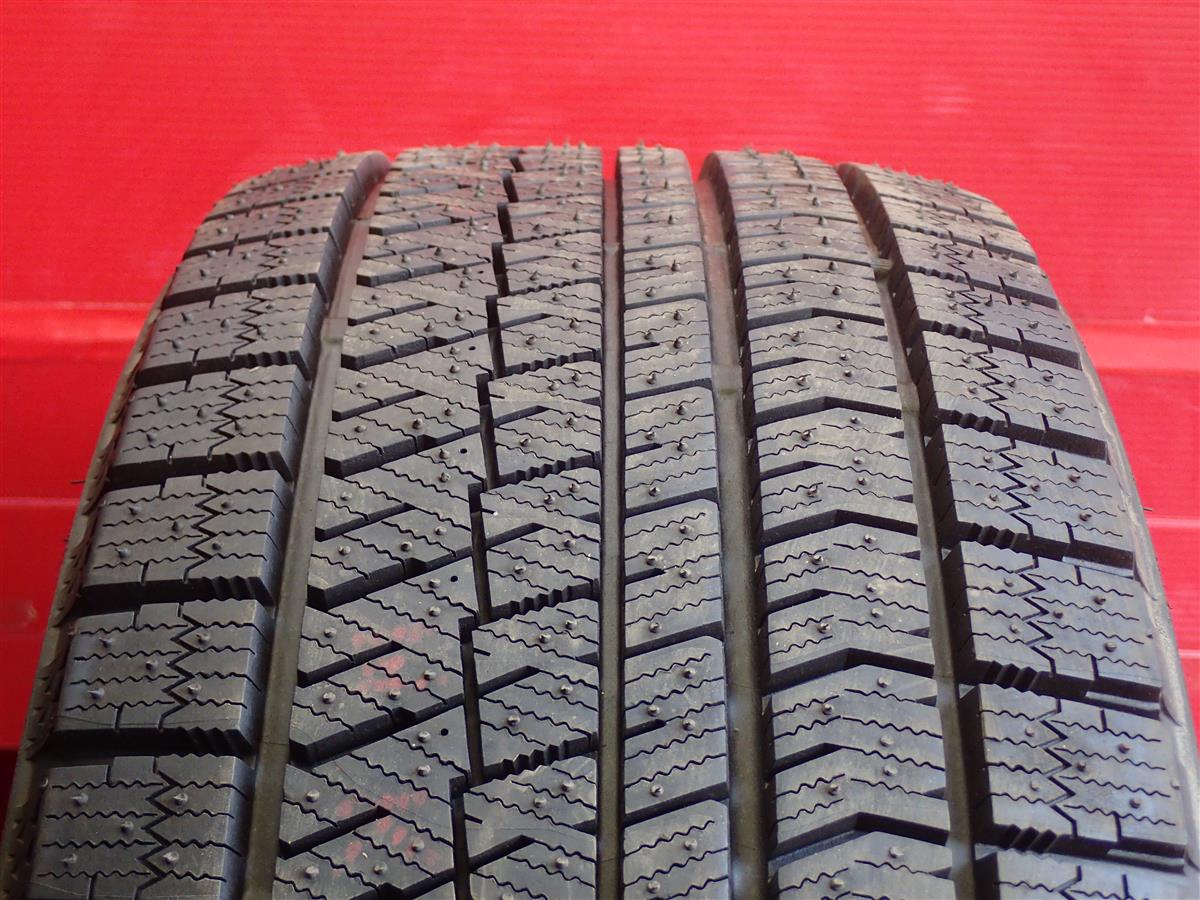 ブリヂストン ブリザック VRX2 BRIDGESTONE BLIZZAK VRX2 245/45R17 99Q A4 A4 アバント A6 A6 アバント B10 CLSクラス CTS Eクラス ステーションワゴン Eクラス セダン IS250 IS250C IS350C SLクラス TT クーペ/TTロードスター コルベット スカイラインGT-R マスタング