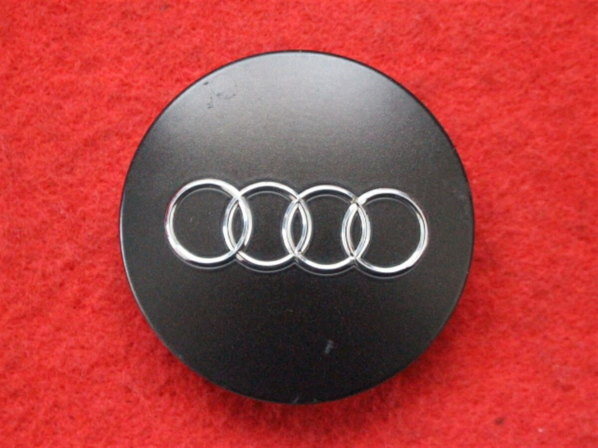 アウディ 純正キャップ