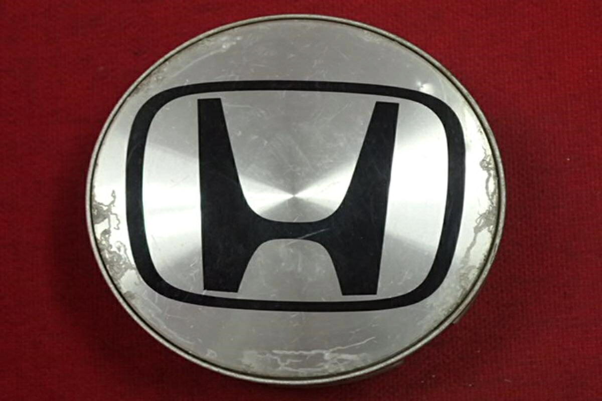 ●商品情報 ホンダ純正　センターキャップ1枚画像の物が全てです。中古品の為、傷・サビ・シミ等ある物もございます。程度は画像にて確認して下さい。お探しの方、この機会に是非どうぞ！ジャンクCP3249総額 700円+消費税 送料 1000円+消費税 ホンダ 純正キャップ 商品番号 P000003249 （お問い合わせの際にはこの番号をお伝え下さい） 部品名 純正キャップ 証明書 無 保証書 なし 取扱説明書 無 当店評価 ジャンクC スペック 送料（税別） 1,000円 ※沖縄県や離島の場合は中継料が加算されます 当店は中古専門店です。商品画像をよくご確認の上ご購入下さい。 お気に召しませんでしたか？ 当店には数万点の商品があります。 他の商品もぜひご検討ください。 この店舗の他の商品も見てみる