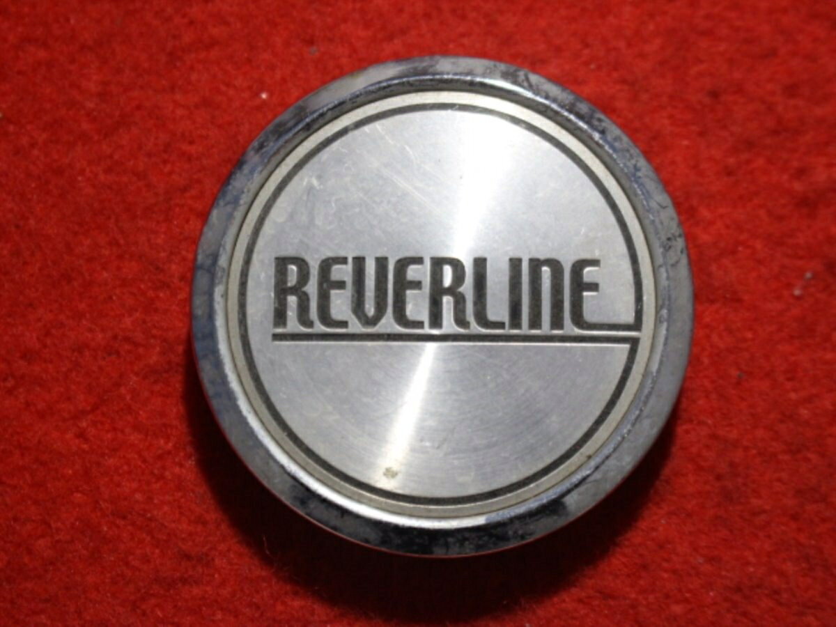 ●商品情報 REVERLINE中古センターキャップ1枚の出品です。キズ、変色又はくすみがあります。プラスチック製、銀色です。刻印 MCS60NA51☆キャップを傷つけて.しまった方、破損してしまった方、いつの間にか知らないうちに飛んで行って失くしてしまった方、経年劣化により使用出来なくなってしまった方など、単品でお探しの方におススメです！！☆【寸法・程度について】【程度について】キズ等の程度につきましては画像にてご確認ください。表記は省略させて頂いておりますのでご了解ください。【寸法】※すべて実測値です画像にてご確認下さい。測定個所は下記の部分となります。全幅(直径)・裏面取付部径・厚さ(高さ)ジャンクBP5201340商品 1100円送料 1100円 社外 キャップ 商品番号 P005201340 （お問い合わせの際にはこの番号をお伝え下さい） 部品名 キャップ 証明書 無 保証書 なし 取扱説明書 無 当店評価 ジャンクB スペック 送料（税別） 1,000円 ※沖縄県や離島の場合は中継料が加算されます 当店は中古専門店です。商品画像をよくご確認の上ご購入下さい。 お気に召しませんでしたか？ 当店には数万点の商品があります。 他の商品もぜひご検討ください。 この店舗の他の商品も見てみる