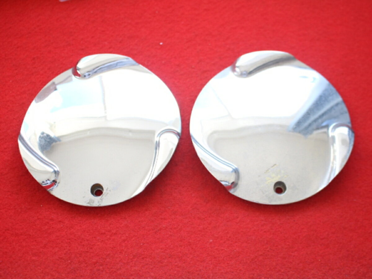 ●商品情報 メーカー不明中古センターキャップ2枚の出品です。キズ、全体的にシミ、付着物があります。プラスチック製、メッキ色です。刻印 COP56C >ABS<☆キャップを傷つけて.しまった方、破損してしまった方、いつの間にか知らないうちに飛んで行って失くしてしまった方、経年劣化により使用出来なくなってしまった方など、単品でお探しの方におススメです！！☆【寸法・程度について】【程度について】キズ等の程度につきましては画像にてご確認ください。表記は省略させて頂いておりますのでご了解ください。【寸法】※すべて実測値です画像にてご確認下さい。測定個所は下記の部分となります。全幅(直径)・裏面取付部径・厚さ(高さ)ジャンクCP5201571商品 11000円送料 1100円 社外 キャップ 商品番号 P005201571 （お問い合わせの際にはこの番号をお伝え下さい） 部品名 キャップ 証明書 無 保証書 なし 取扱説明書 無 当店評価 ジャンクC スペック 送料（税別） 1,000円 ※沖縄県や離島の場合は中継料が加算されます 当店は中古専門店です。商品画像をよくご確認の上ご購入下さい。 お気に召しませんでしたか？ 当店には数万点の商品があります。 他の商品もぜひご検討ください。 この店舗の他の商品も見てみる