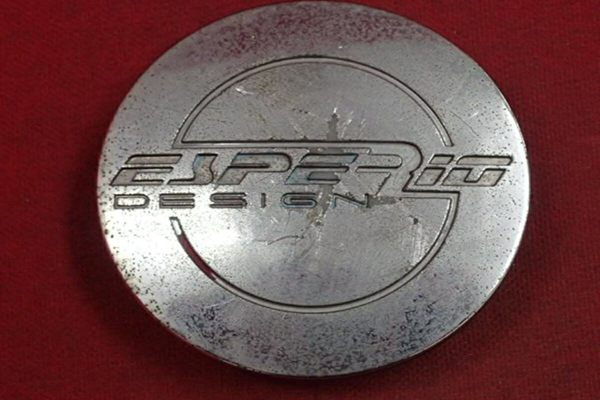 ●商品情報 ESPERIO　センターキャップ1枚画像の物が全てです。中古品の為、傷・サビ・シミ等ある物もございます。程度は画像にて確認して下さい。お探しの方、この機会に是非どうぞ！ジャンクCP3791総額 2000円+消費税 送料 1000円+消費税 社外 キャップ 商品番号 P000003791 （お問い合わせの際にはこの番号をお伝え下さい） 部品名 キャップ 証明書 無 保証書 なし 取扱説明書 無 当店評価 ジャンクC スペック 送料（税別） 1,000円 ※沖縄県や離島の場合は中継料が加算されます 当店は中古専門店です。商品画像をよくご確認の上ご購入下さい。 お気に召しませんでしたか？ 当店には数万点の商品があります。 他の商品もぜひご検討ください。 この店舗の他の商品も見てみる