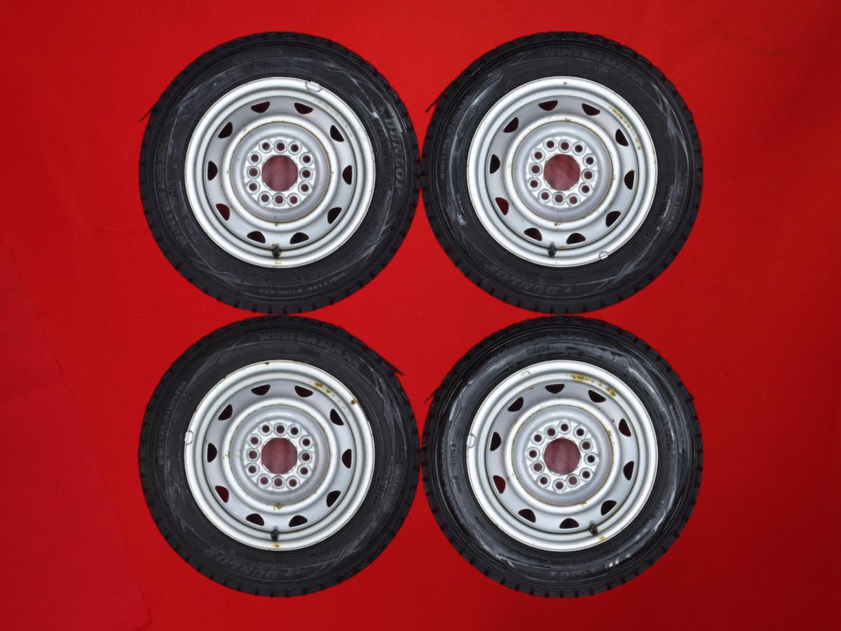 ダンロップ ウィンター MAXX 01(WM01) DUNLOP WINTER MAXX 01 165/65R13 77Q マルチスチール 〈キャップ無〉 4.5Jx13 +40 4/100 110 114.3 シルバー(銀色)系 ミニカ トッポ ミニカ アトレー ワゴン タウンボックス ミラ ジーノ エブリイ トッポ ネイキッド エブリイ ワゴン