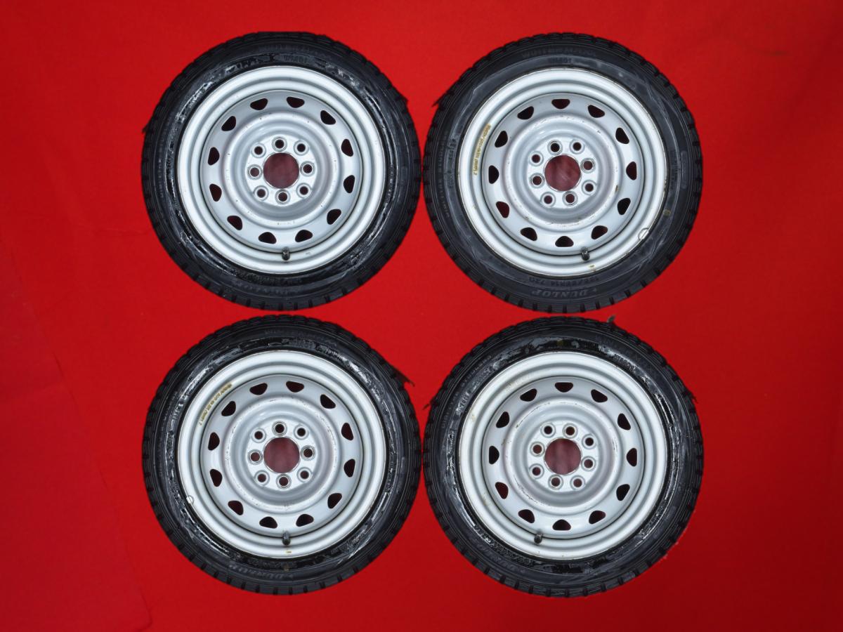 ダンロップ ウィンター MAXX 01(WM01) DUNLOP WINTER MAXX 01 165/55R14 72Q マルチスチール 〈キャップ無〉 4.5Jx14 +45 4/100 114.3 シルバー(銀色)系 エヌボックス スラッシュ ルークス 155/65R13ベース eKワゴン ヴィヴィオ スーパーチャージャー タント カスタム MRワ